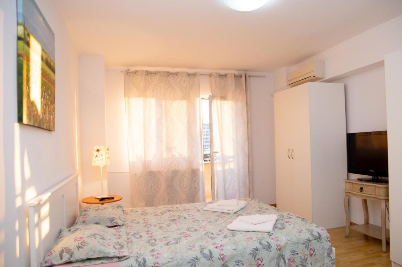 City Central Studio , Ploieşti Kültér fotó