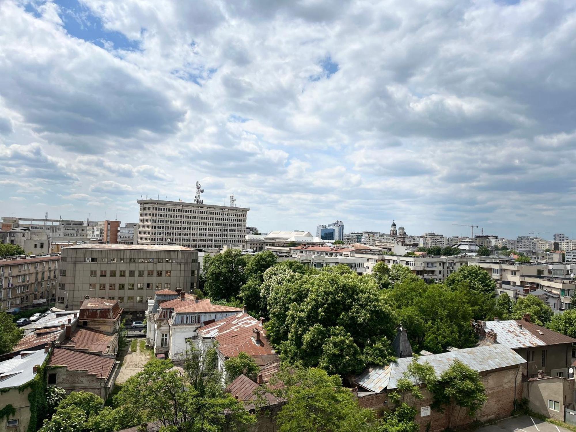 City Central Studio , Ploieşti Kültér fotó
